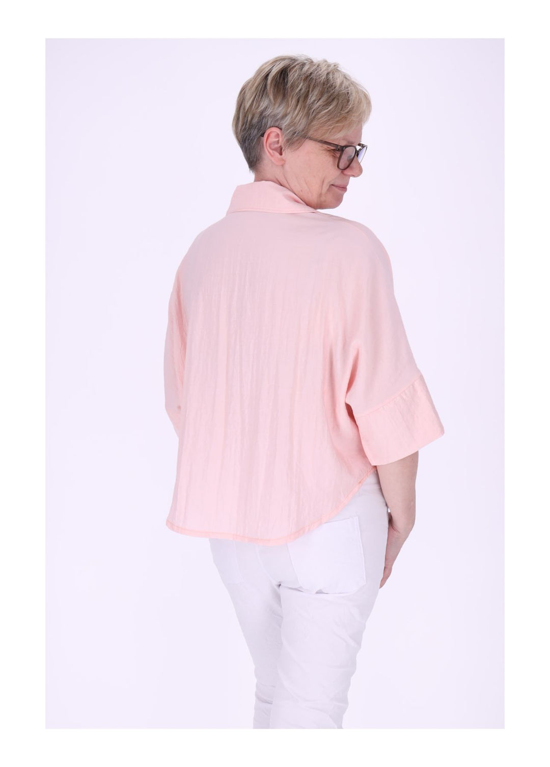 Splash of Color Bluse Häkelblume