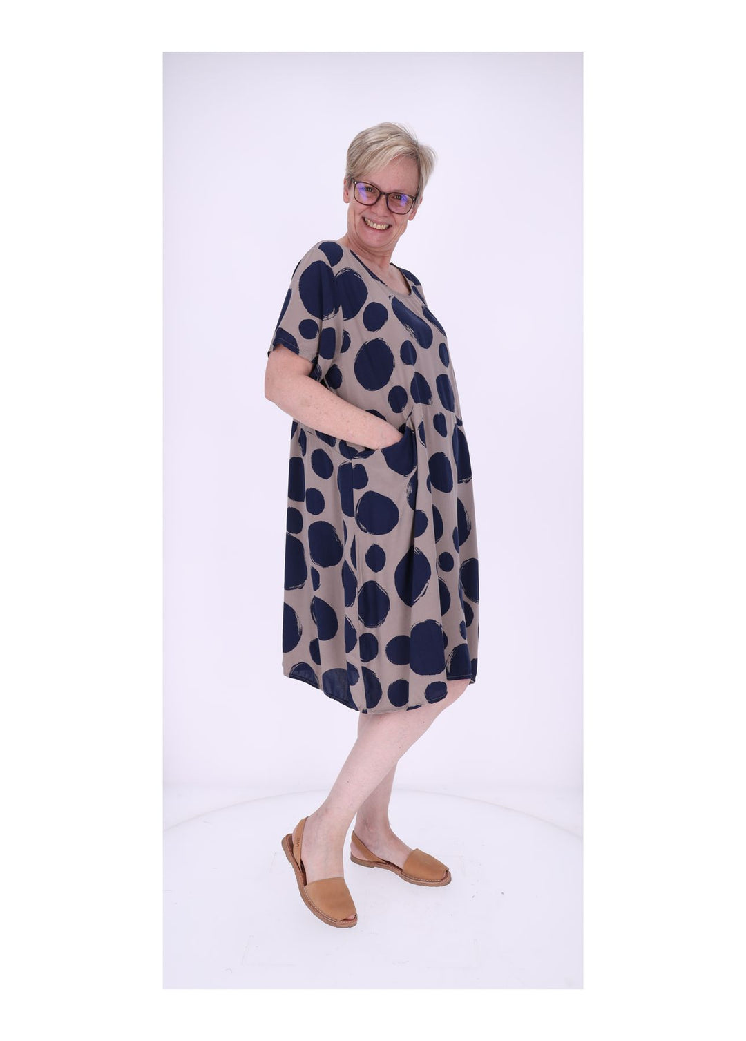 Splash of Color Damen Kleid Punkte