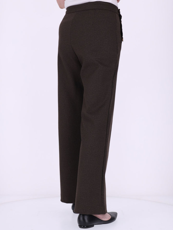 Damen Wide Leg Hose mit seitlichen Knöpfen – Braun