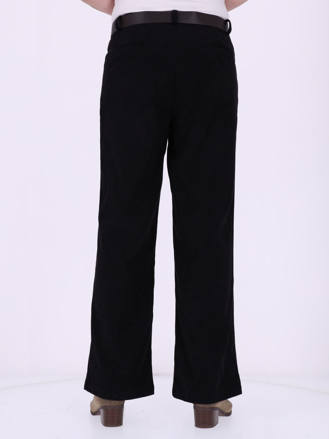 Damen Breitcordhose mit weitem Bein & Gürtel – Schwarz