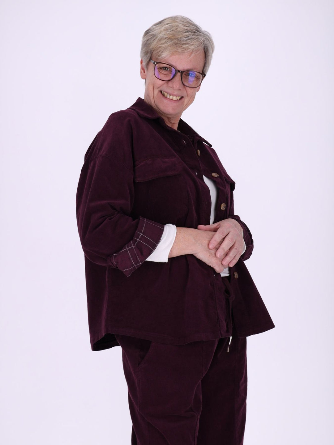 Damen Cord-Overshirt Rot – mit kariertem Innenfutter