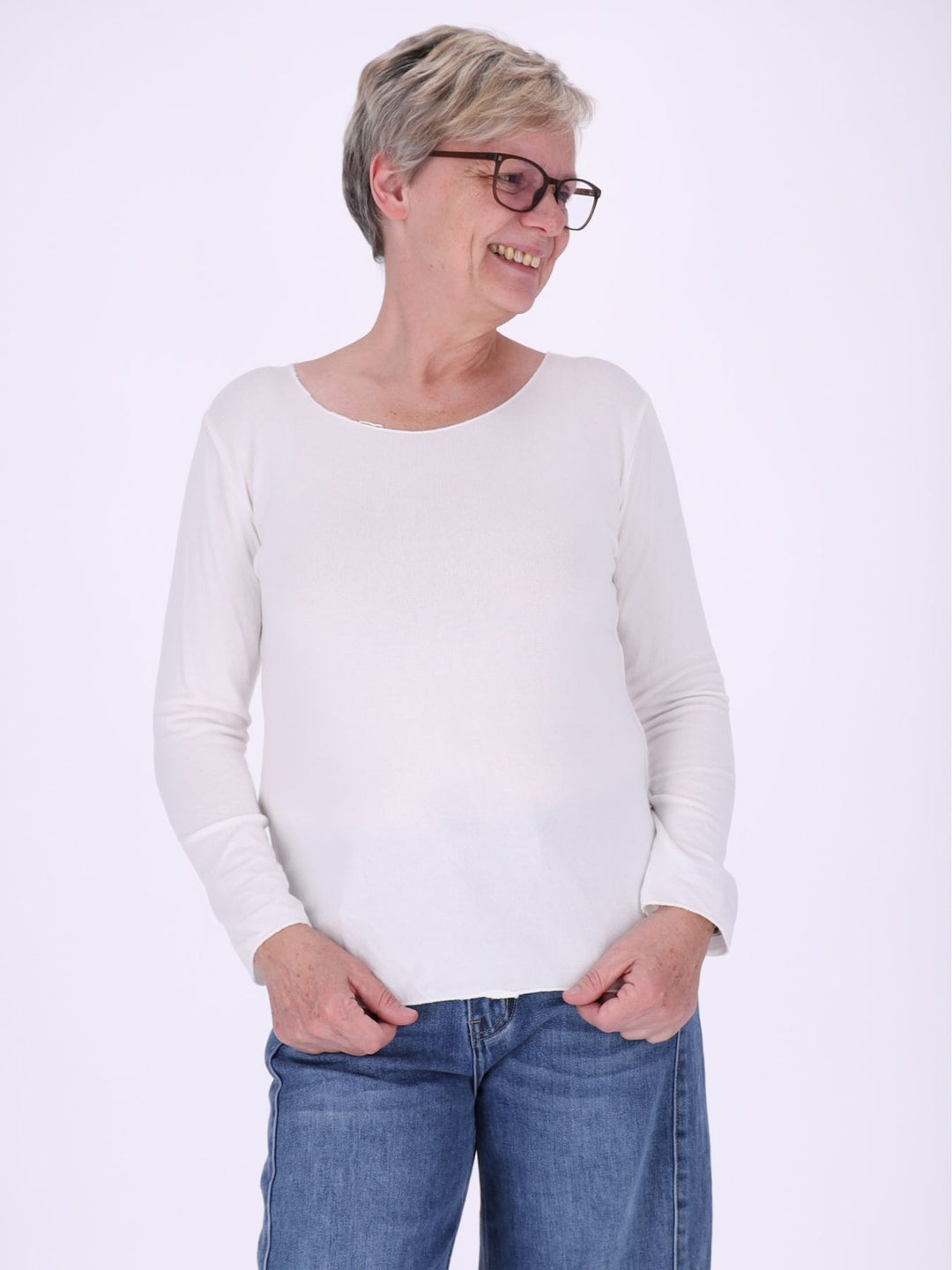 Damen Feinstrickshirt mit Rundhalsausschnitt – Weiß