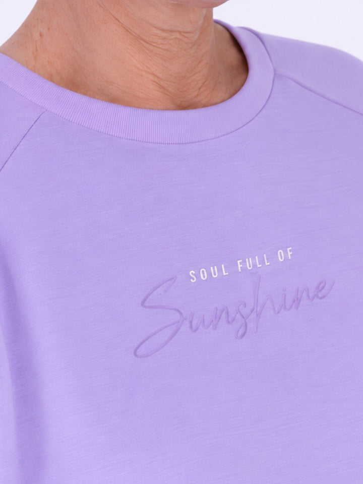 Lila Sweatshirt Damen „Sunshine“ – lässiger Statement-Look