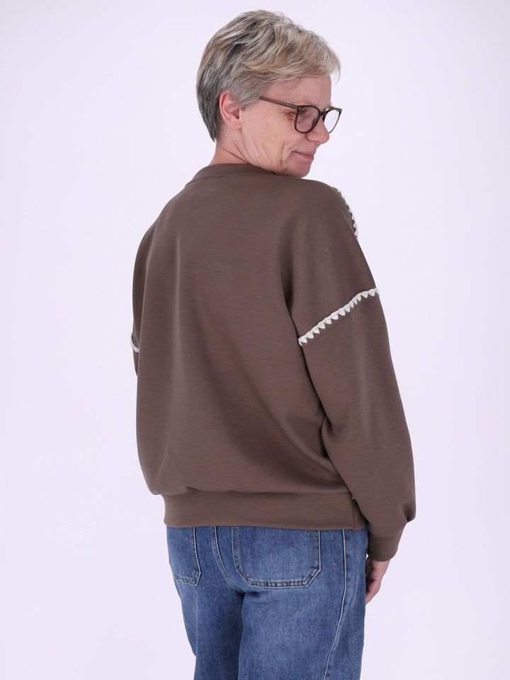 Beiges Sweatshirt Damen mit Mäusezähnchen – feminin & lässig