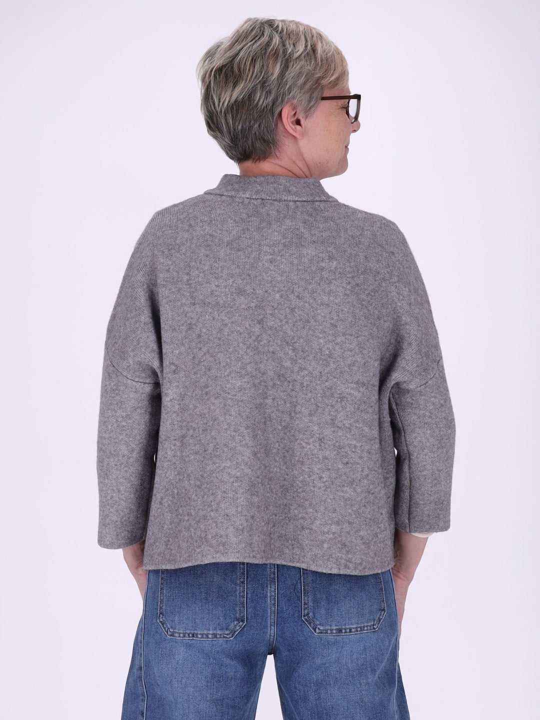 Graue Strickjacke Damen in A-Form – Stehkragen & halber Arm