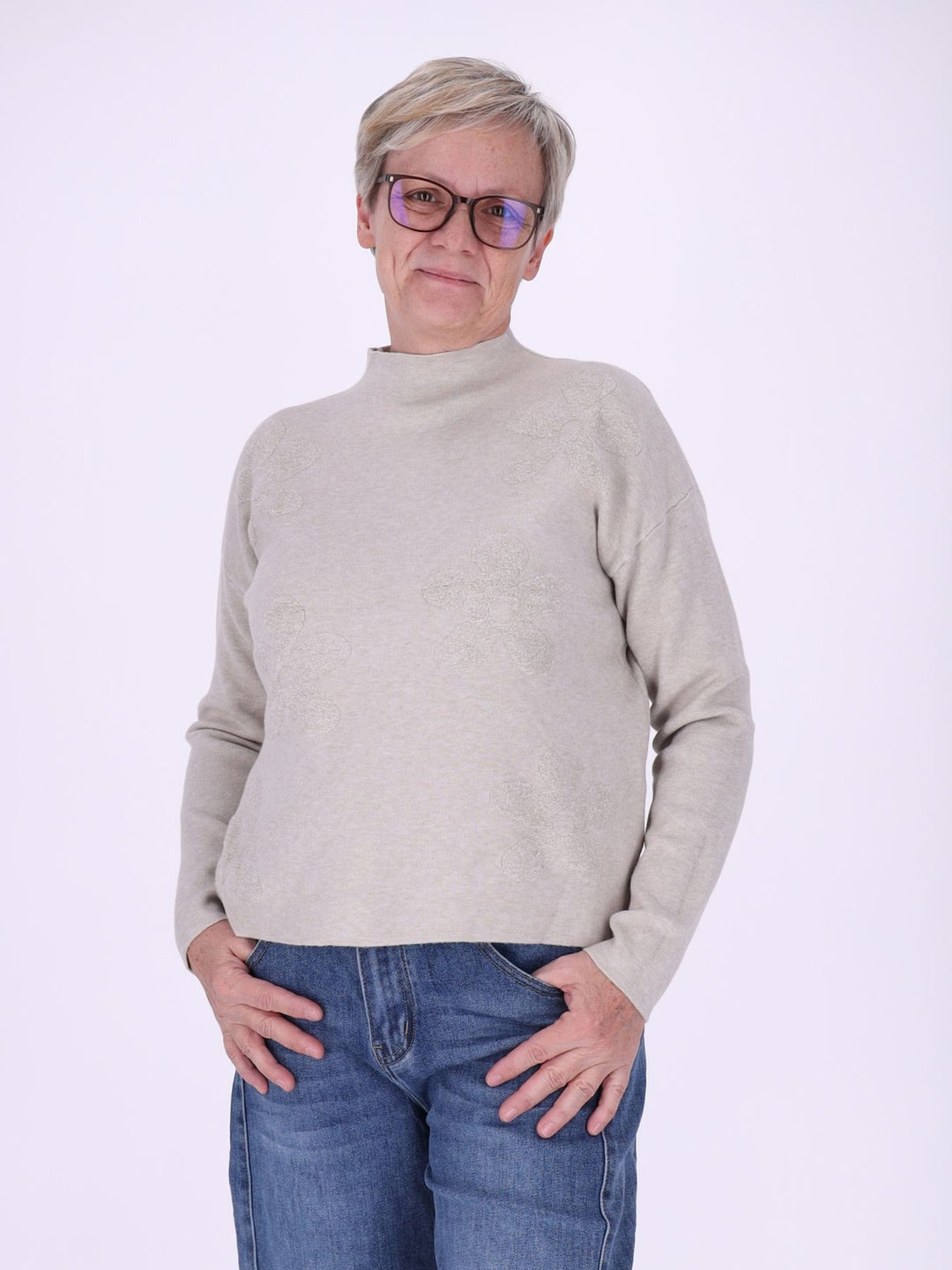 Fango Strickpullover Damen mit Stehkragen & Blüten – feminine 3D-Details