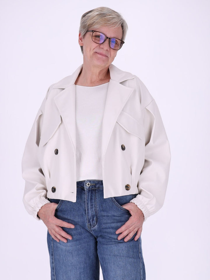 Kurzjacke Damen in Kunstlederoptik – doppelte Knopfleiste & moderner Schnitt