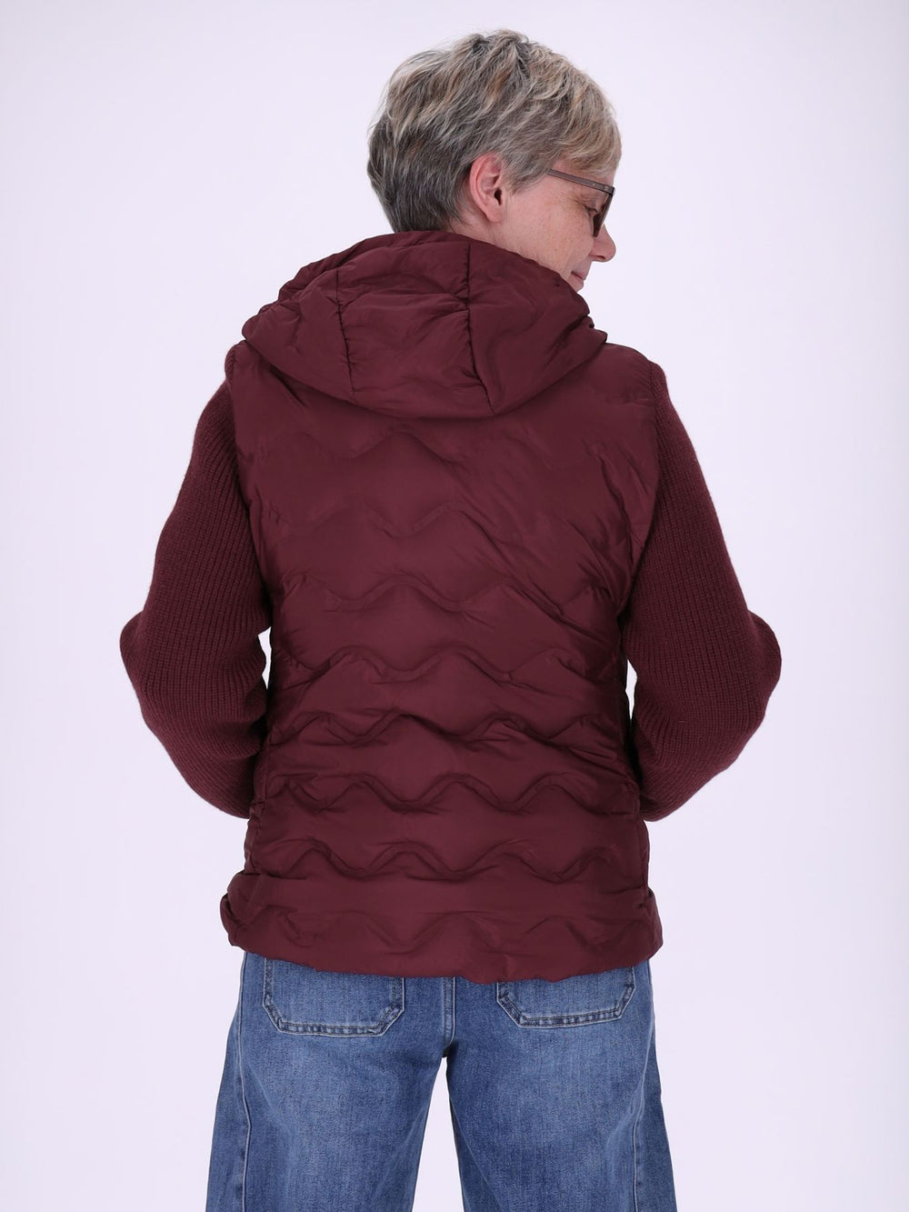 Damen Steppjacke mit Strickärmeln und Reißverschluss – sportlich & modern