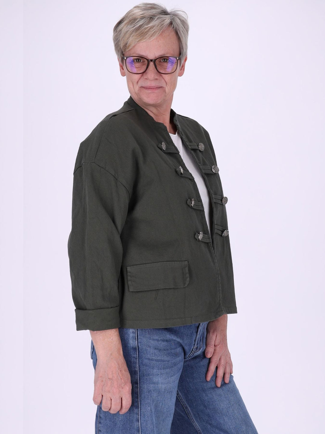 Damen Military Jacket aus Denim – lässig, modern & detailverliebt