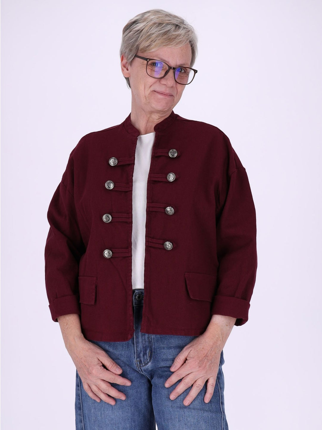 Rote Damen Military Jacket aus Denim – modern & ausdrucksstark