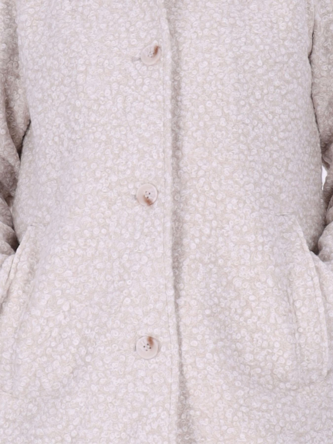 Weißer Damen Bouclé-Mantel mit abtrennbarer Stepp-Innenjacke – elegant, vielseitig & mit recycelten Materialien
