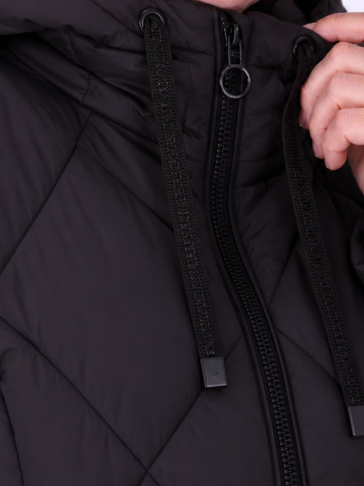 Graue Damen Steppjacke mit Rautensteppung & recycelter Wattierung – modern, zeitlos & vielseitig