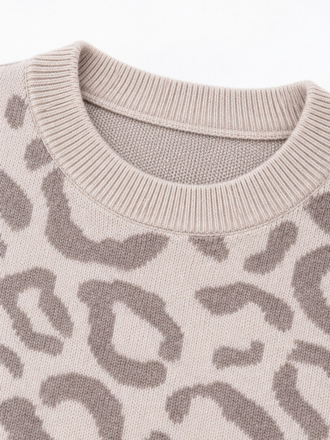 Brauner Damen Strickpullover mit Leo-Muster – weich, modern & stilvoll