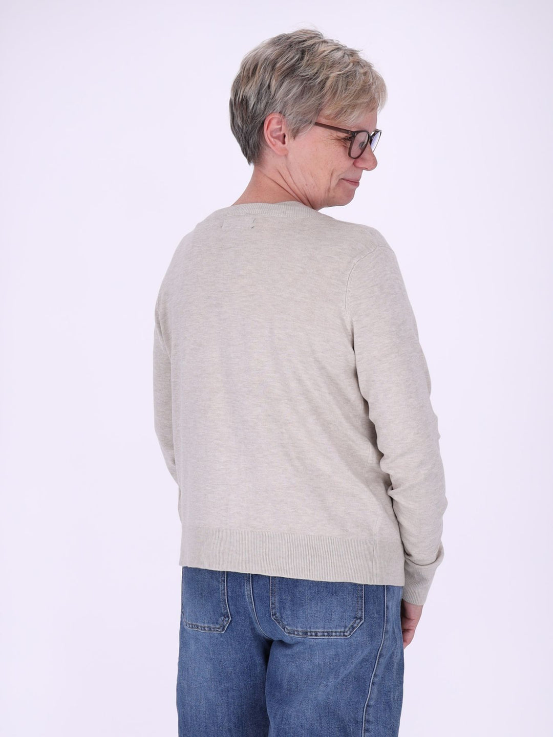 Damen Strickjacke mit Perlenstickerei in Beige – feminin, elegant & zeitlos