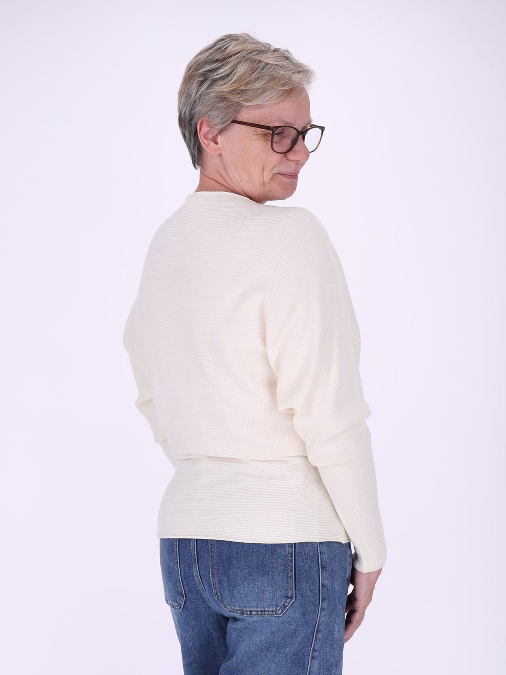 Beiger Damen Strickpullover mit Fledermausärmeln – weich, elegant & modern