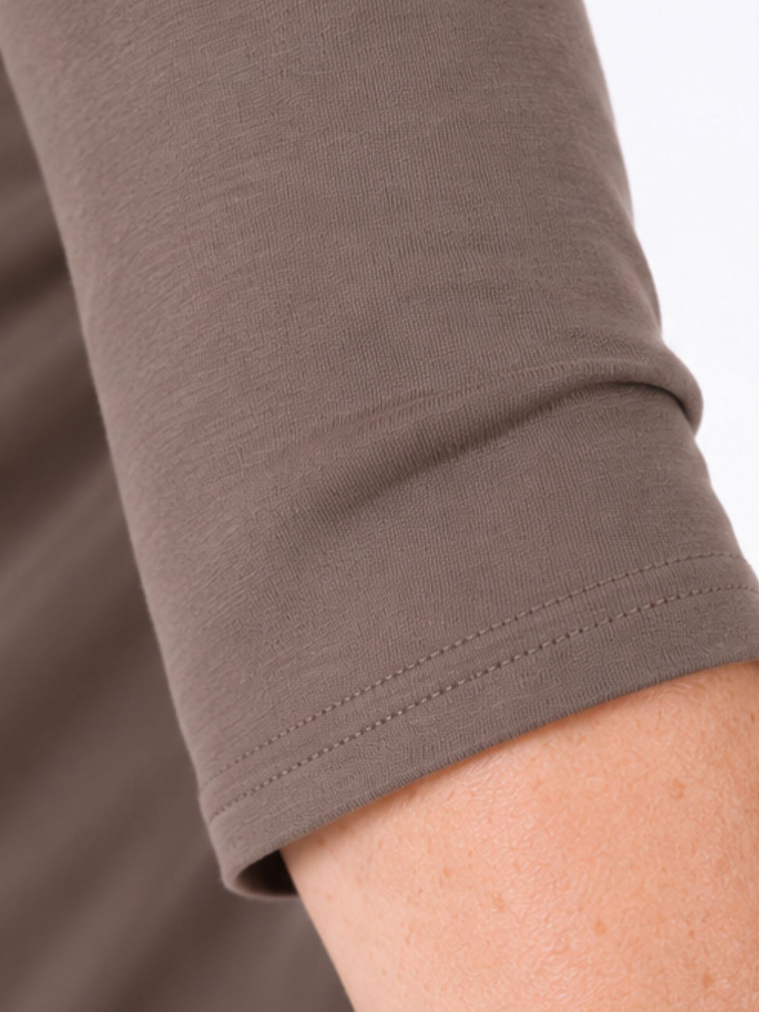 V-Ausschnitt Shirt Damen mit 3/4-Arm aus 100 % Baumwolle – Walnuss