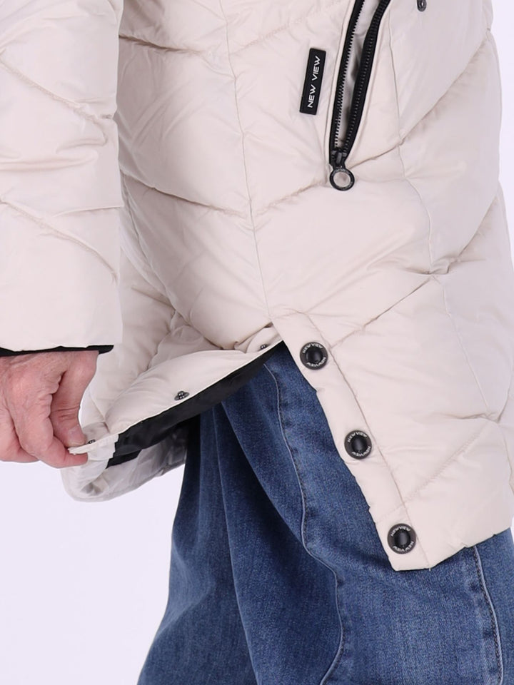 Damen Steppjacke mit Kapuze & Kontrast-Velvetfutter – Creme | Wasserabweisend
